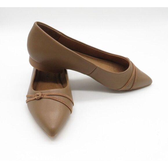 Bella Vita Women's Pointed Toe Brown Leather Flats Knot Detail Size 6 NEW - Picture 3 of 8